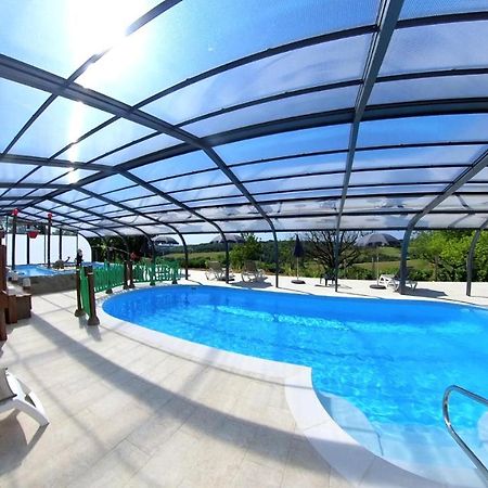 Camping Bleu Soleil Rouffignac-Saint-Cernin-de-Reilhac Extérieur photo