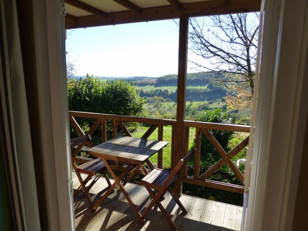 Camping Bleu Soleil Rouffignac-Saint-Cernin-de-Reilhac Extérieur photo