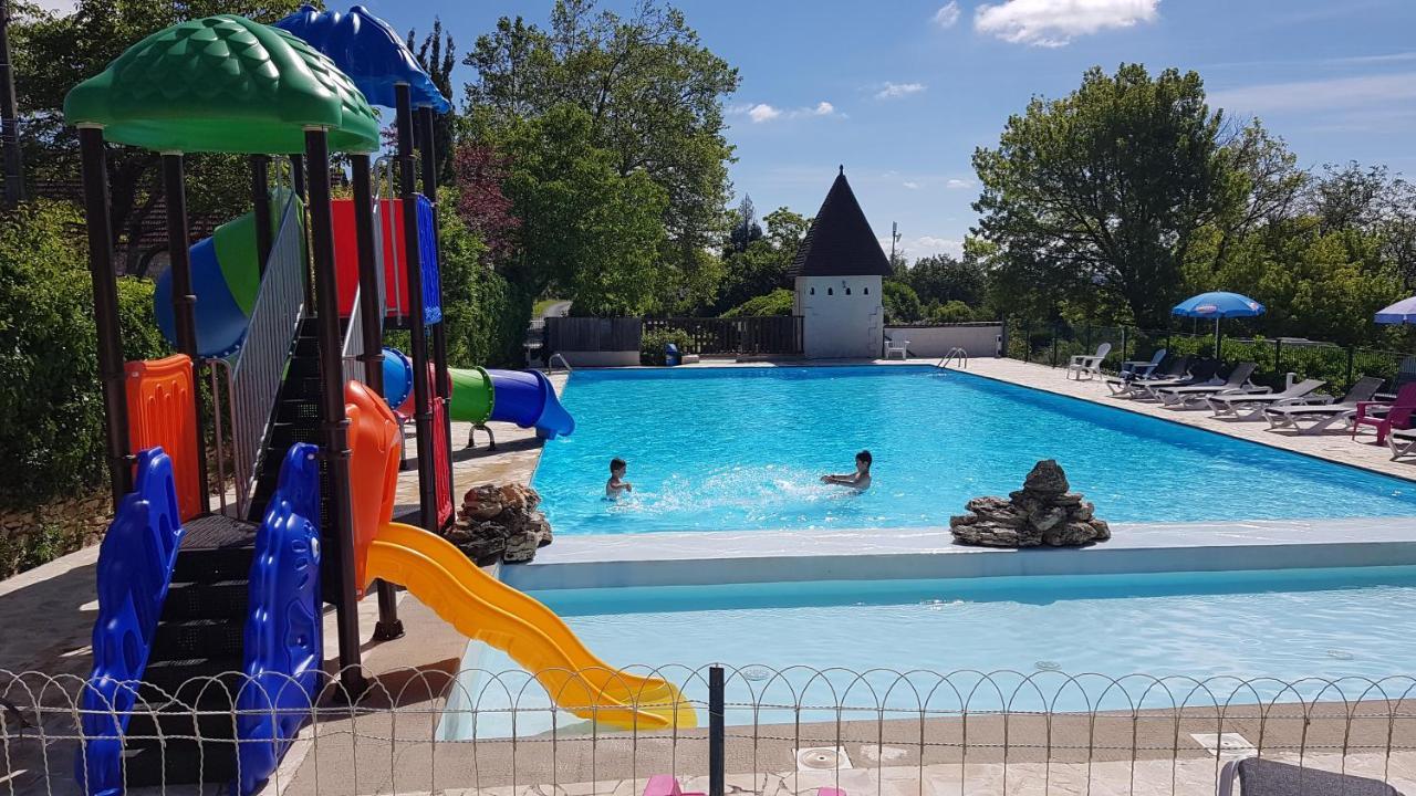 Camping Bleu Soleil Rouffignac-Saint-Cernin-de-Reilhac Extérieur photo